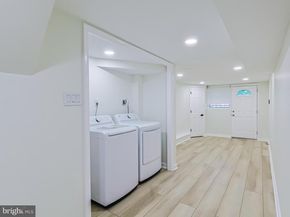 8823 Roosevelt Boulevard, Philadelphia PA 19152