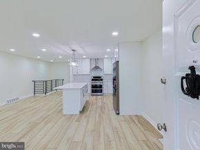 8823 Roosevelt Boulevard, Philadelphia PA 19152