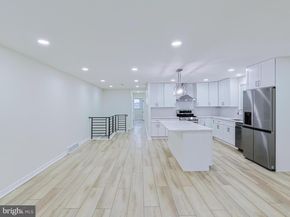 8823 Roosevelt Boulevard, Philadelphia PA 19152