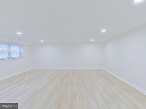 8823 Roosevelt Boulevard, Philadelphia PA 19152