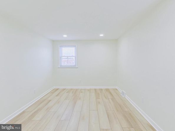 8823 Roosevelt Boulevard, Philadelphia PA 19152