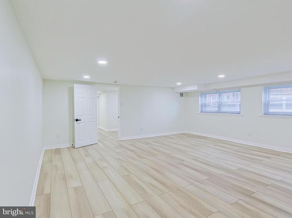 8823 Roosevelt Boulevard, Philadelphia PA 19152