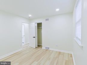 8823 Roosevelt Boulevard, Philadelphia PA 19152