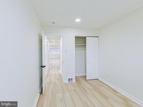 8823 Roosevelt Boulevard, Philadelphia PA 19152