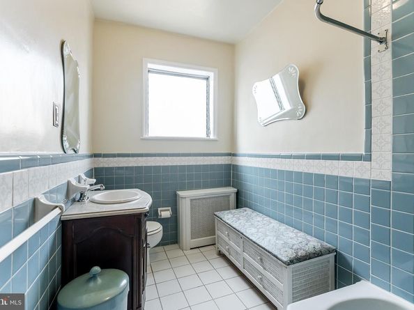 2440 S 13TH Street, Philadelphia PA 19148