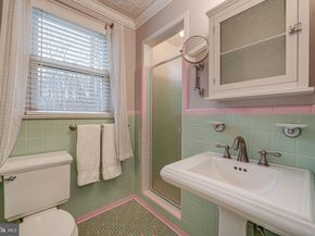 8536 Aponi Road, Vienna VA 22180