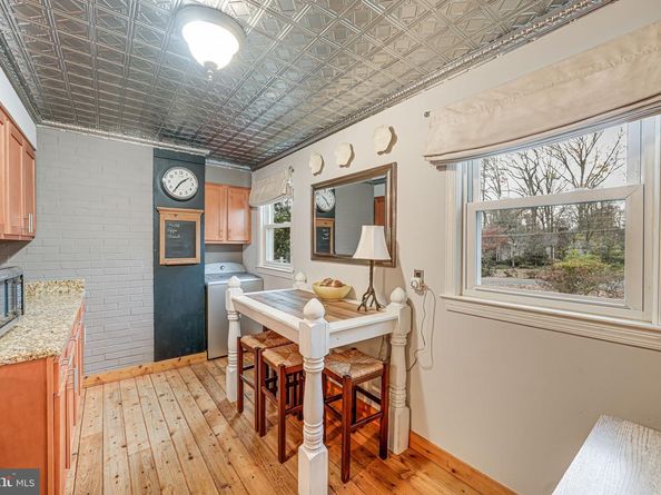 8536 Aponi Road, Vienna VA 22180