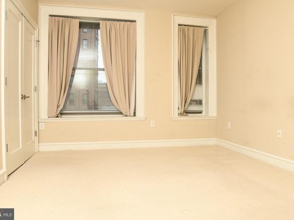 1811 Chestnut Street 404, Philadelphia PA 19103
