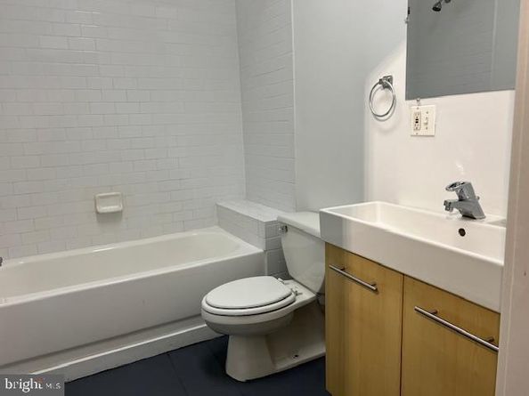 429 N 13TH Street 1B, Philadelphia PA 19123