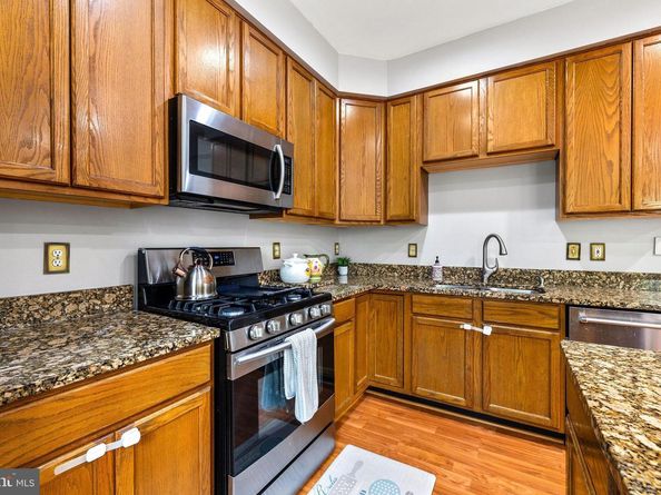 13503 Bannacker Place, Herndon VA 20171
