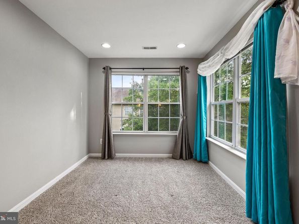 13503 Bannacker Place, Herndon VA 20171