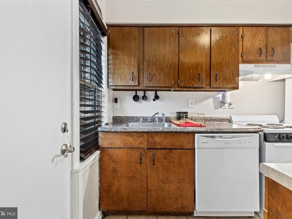 3817 V Street SE, Washington DC 20020