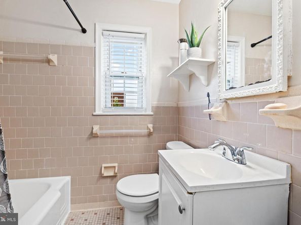 3817 V Street SE, Washington DC 20020