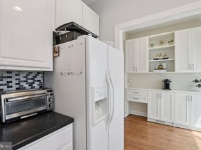 929 S 18TH Street, Philadelphia PA 19146