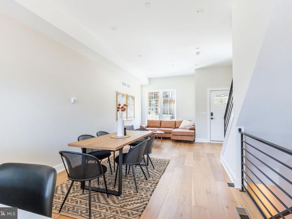 3855 Ridge Avenue, Philadelphia PA 19132