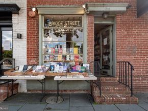 21 7TH Street NE, Washington DC 20002