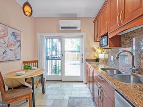 21 7TH Street NE, Washington DC 20002