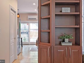 21 7TH Street NE, Washington DC 20002