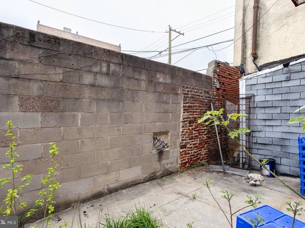 1402 S 2nd Street, Philadelphia PA 19147