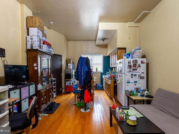 1402 S 2nd Street, Philadelphia PA 19147