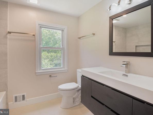 8328 Tuckerman Lane, Potomac MD 20854