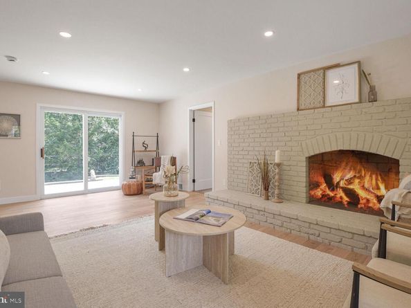 8328 Tuckerman Lane, Potomac MD 20854