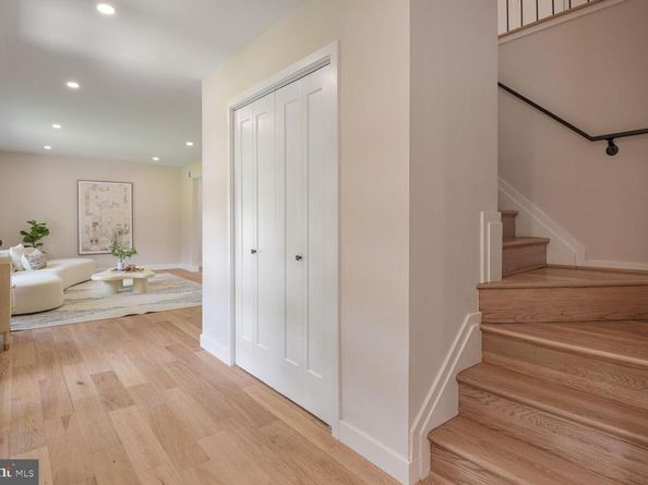 8328 Tuckerman Lane, Potomac MD 20854