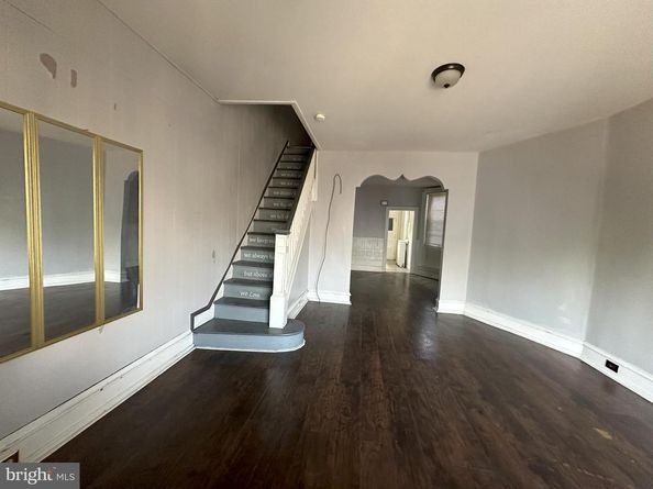 5627 Larchwood Avenue, Philadelphia PA 19143