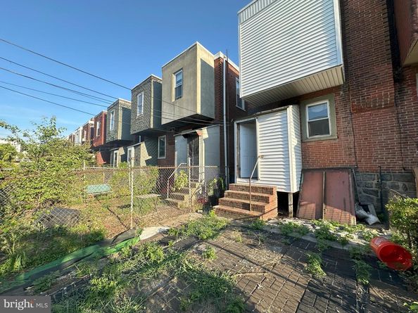 5627 Larchwood Avenue, Philadelphia PA 19143