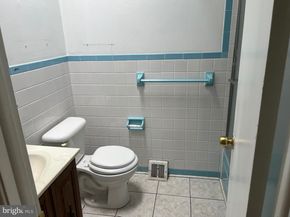 10076 Jeanes Street, Philadelphia PA 19116