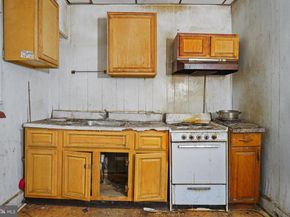5727 Commerce Street, Philadelphia PA 19139