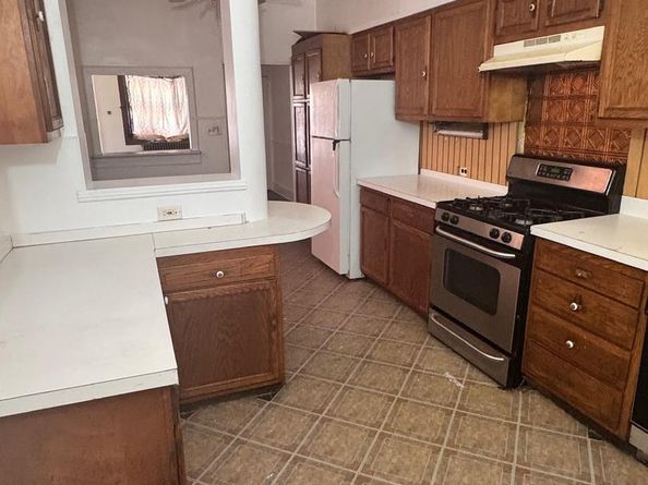 251 N Robinson Street, Philadelphia PA 19139