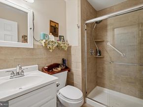 40 Parkridge Drive 40, Bryn Mawr PA 19010