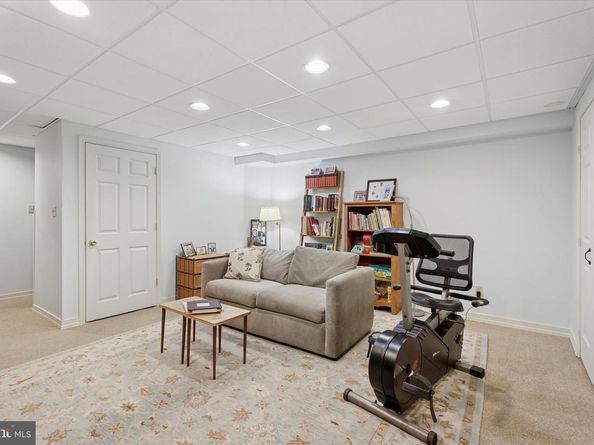 40 Parkridge Drive 40, Bryn Mawr PA 19010