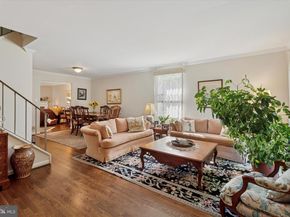 40 Parkridge Drive 40, Bryn Mawr PA 19010