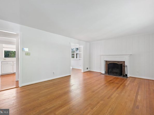 9407 Wadsworth Drive, Bethesda MD 20817