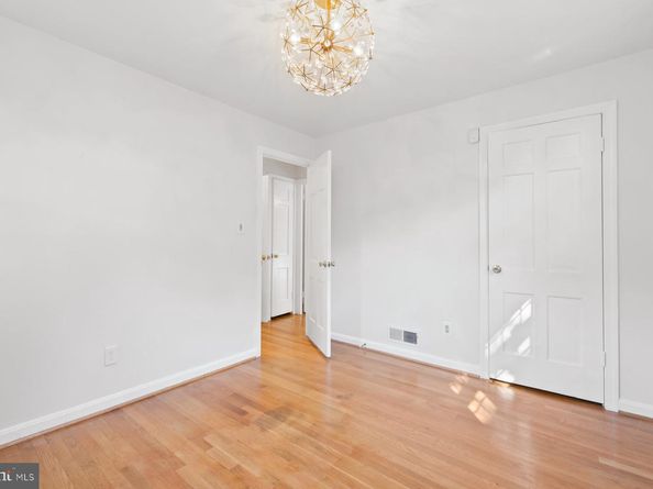 9407 Wadsworth Drive, Bethesda MD 20817