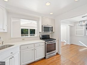 9407 Wadsworth Drive, Bethesda MD 20817