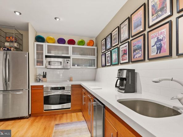 3267 Sutton Place NW C, Washington DC 20016