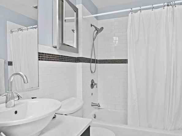 809 6TH Street NW 63, Washington DC 20001