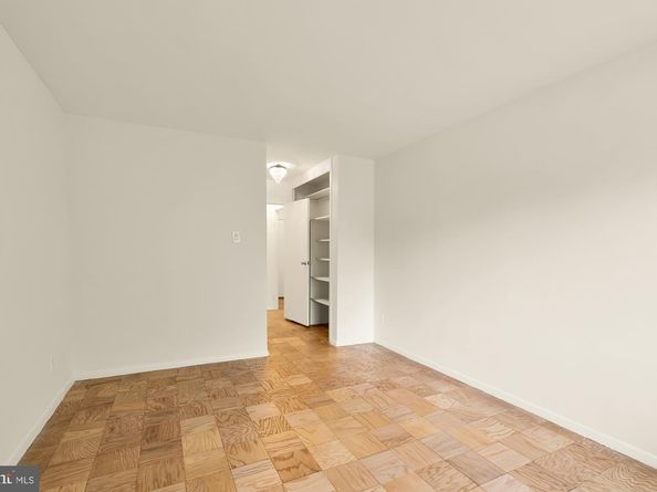 730 24TH Street NW 203, Washington DC 20037