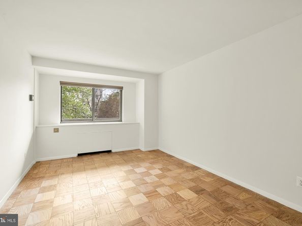 730 24TH Street NW 203, Washington DC 20037
