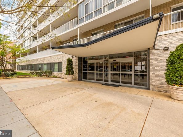 730 24TH Street NW 203, Washington DC 20037