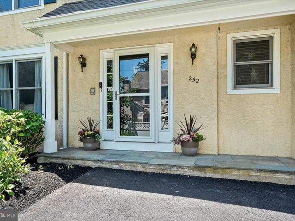 252 Highland Avenue, Wayne PA 19087