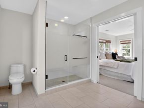 109 N Brookside Drive, Arlington VA 22201