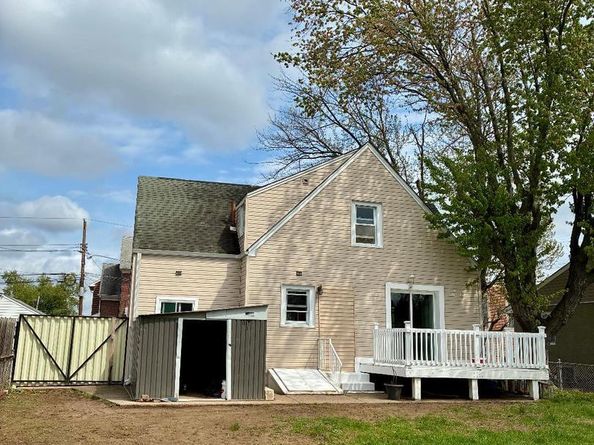 121 Walnut Avenue, Croydon PA 19021