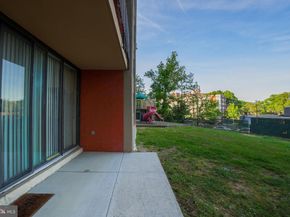 12 S Van Dorn Street 104, Alexandria VA 22304