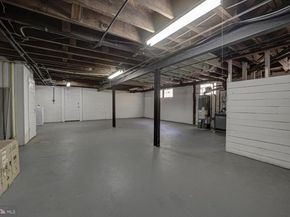 5533 33rd Street NW, Washington DC 20015