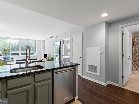 355 I Street SW 217, Washington DC 20024