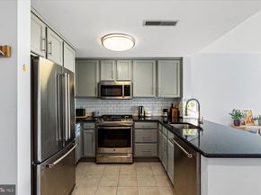 355 I Street SW 217, Washington DC 20024
